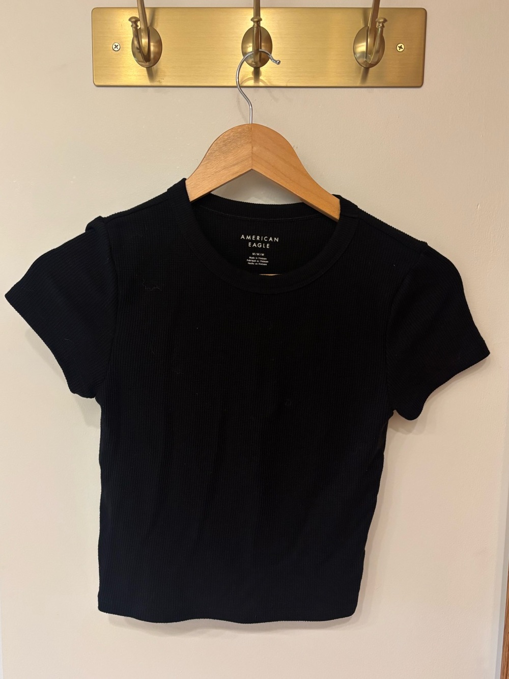 American Eagle cropped ribbed black top
